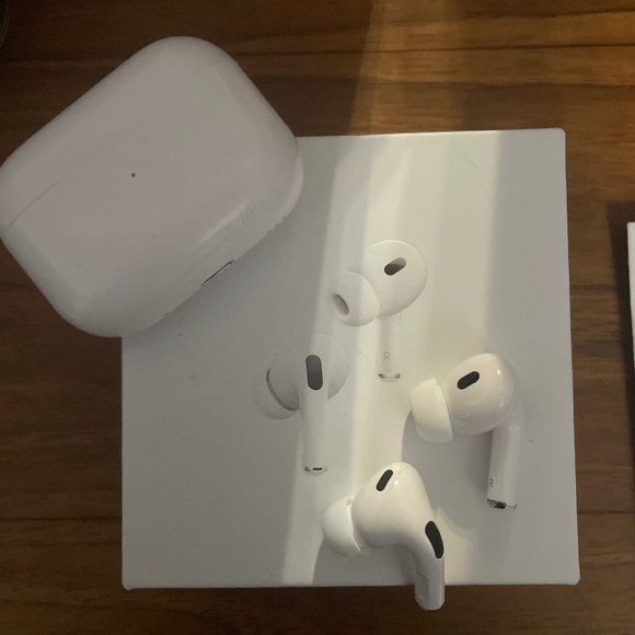 Airpods pro (2nd generation)